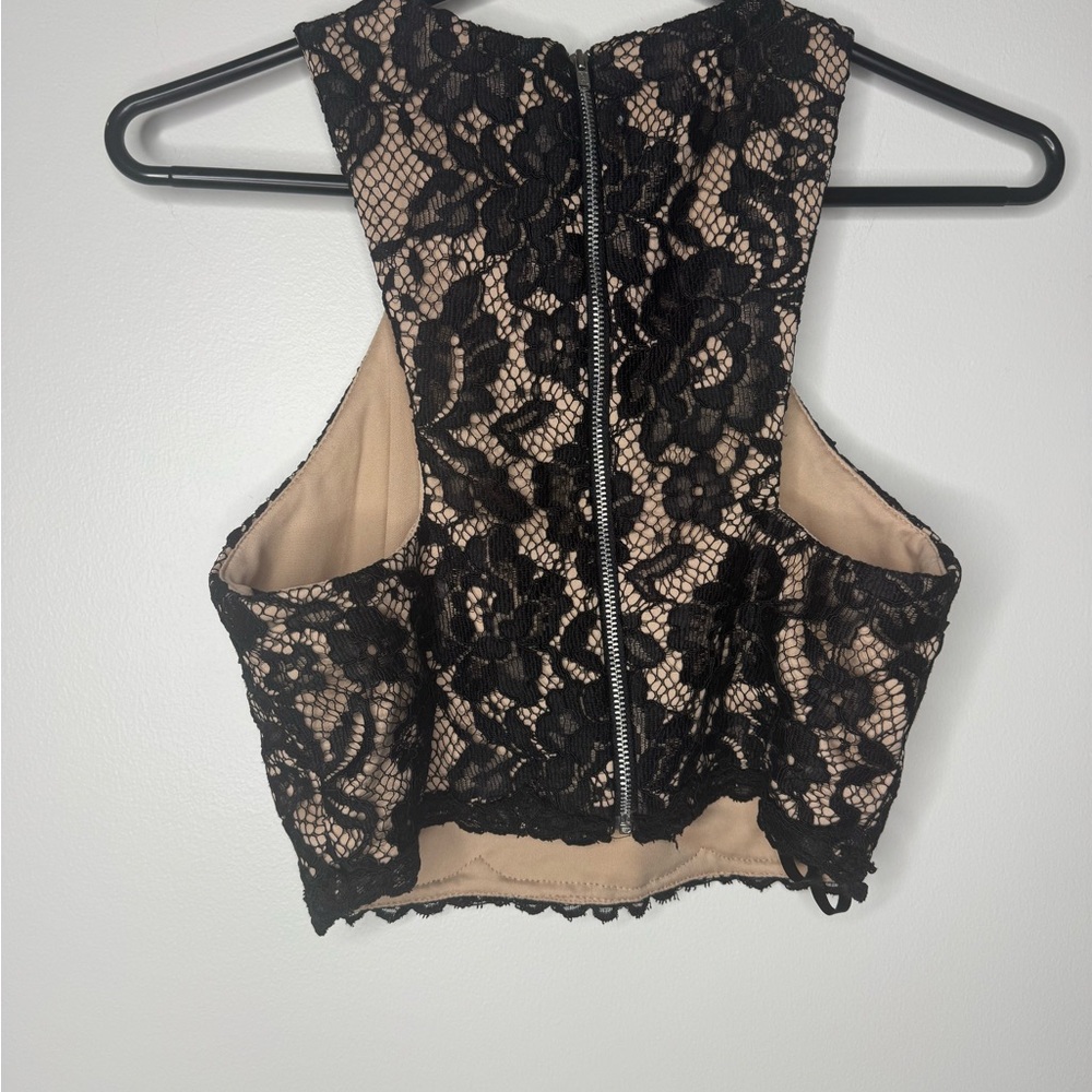Xscape Black Lace Crop Top - Picture 3 of 3